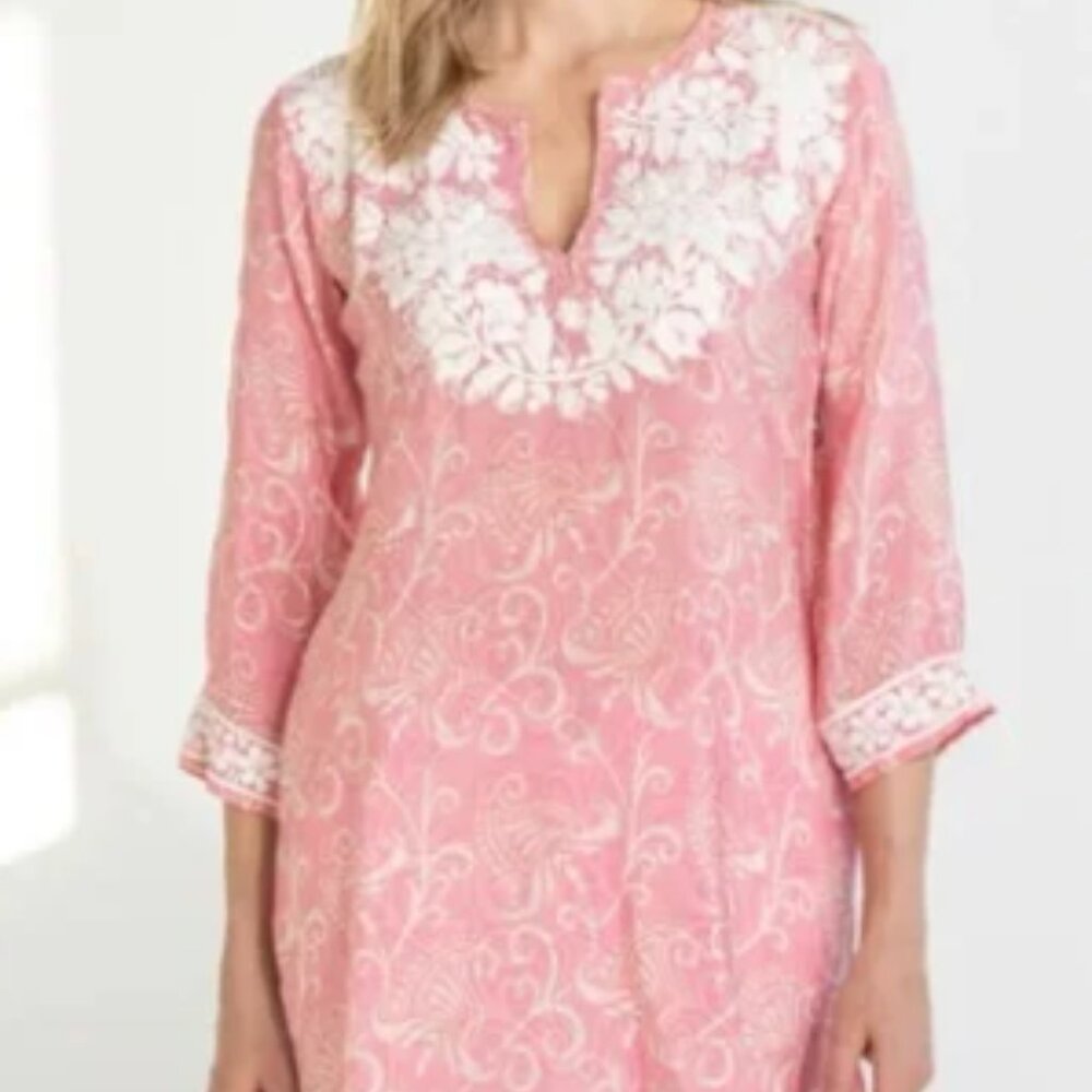 Dolman Pink Embroidered  Embellished Tunic Size Medium 2407 - Picture 2 of 13